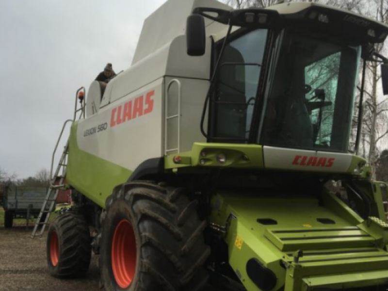 Oldtimer-Mähdrescher typu CLAAS Lexion 560, Neumaschine v Житомир (Obrázek 1)