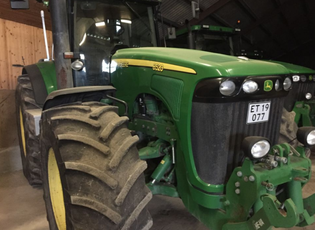 Oldtimer-Traktor typu John Deere 8520, Neumaschine v Житомир (Obrázek 1)