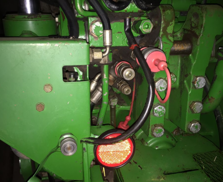 Oldtimer-Traktor typu John Deere 8520, Neumaschine v Житомир (Obrázek 9)