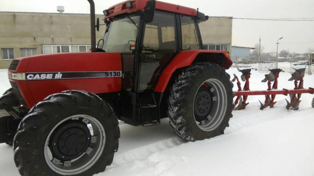 Oldtimer-Traktor typu Case IH 5130,  v Не обрано (Obrázok 3)