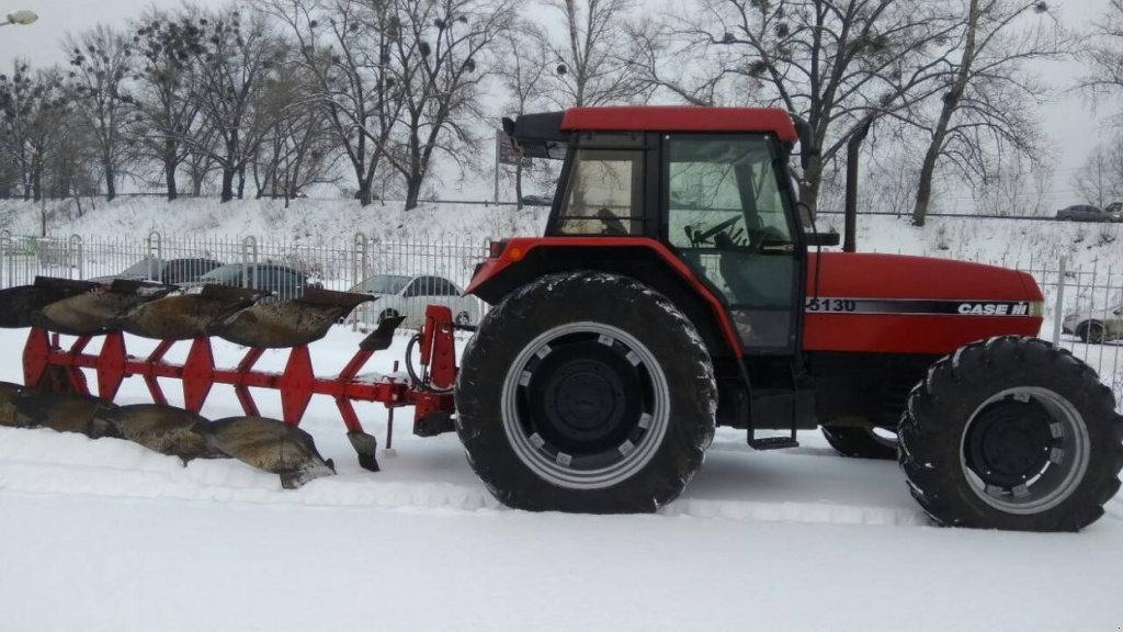 Oldtimer-Traktor typu Case IH 5130,  v Не обрано (Obrázok 4)