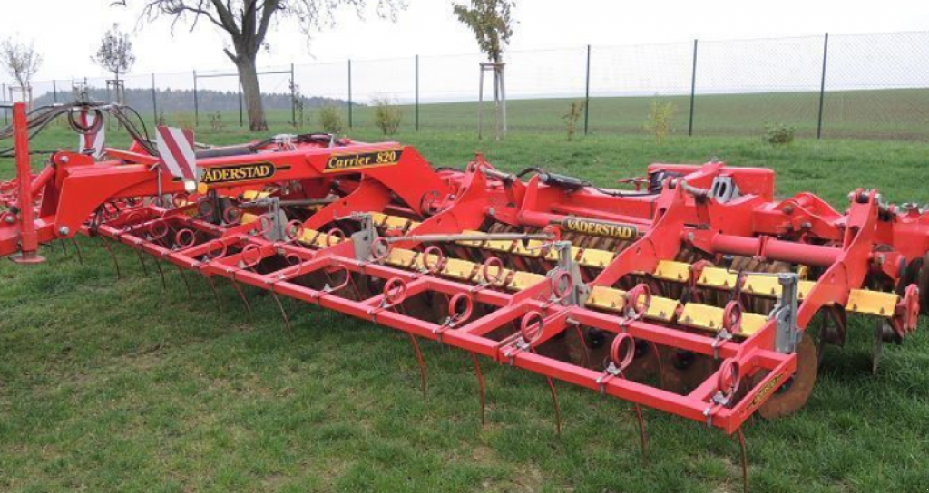 Wiesenegge typu Väderstad Carrier 820,  v Київ (Obrázek 7)