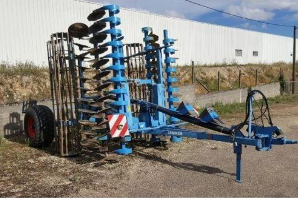 Wiesenegge of the type Lemken Heliodor 8/600KA,  in Київ (Picture 1)