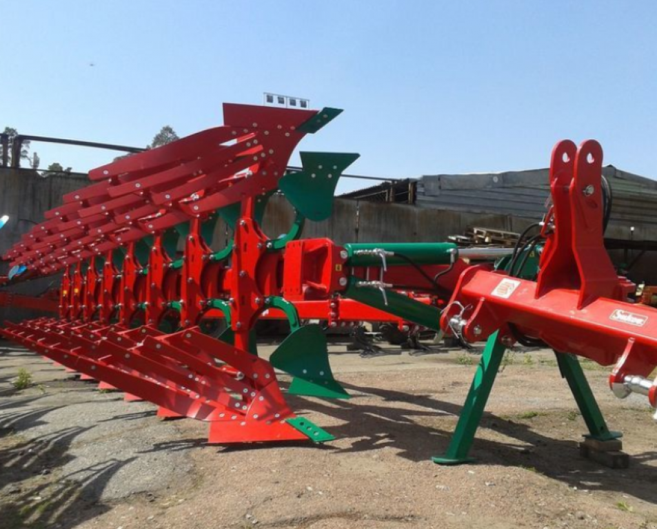 Scheibenpflug typu Sonstige ArcoAgro 7+1,  v Київ (Obrázek 1)