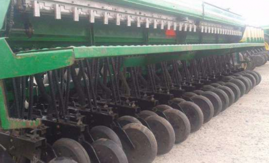 Direktsaatmaschine typu Great Plains CPH-2000,  v Сливине (Obrázek 4)