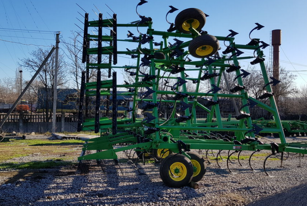 Kartoffelpflegetechnik typu John Deere 980,  v Сливине (Obrázek 3)