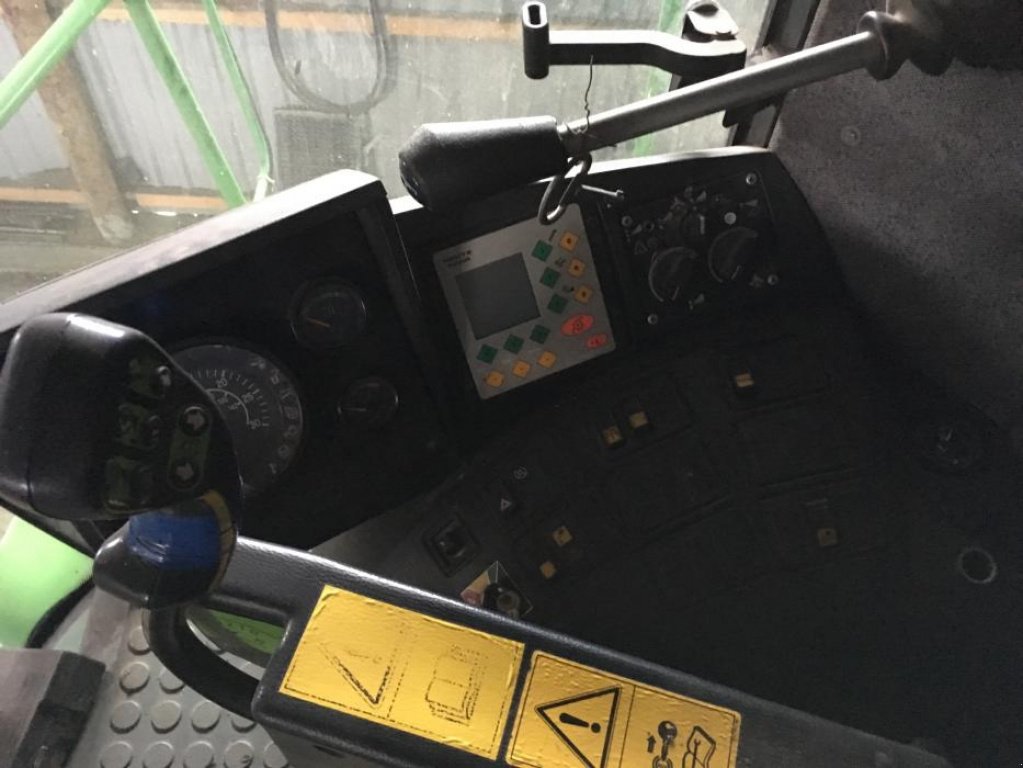 Oldtimer-Mähdrescher typu Same 5690 HTS, Neumaschine v Га́йворон  (Obrázek 9)