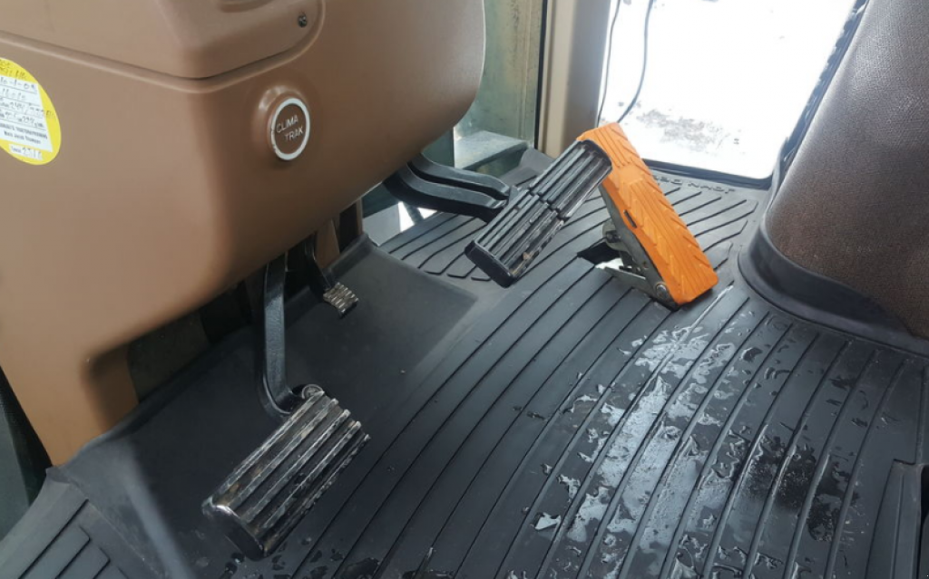 Oldtimer-Traktor typu John Deere 8530, Neumaschine v Тернопіль (Obrázek 8)