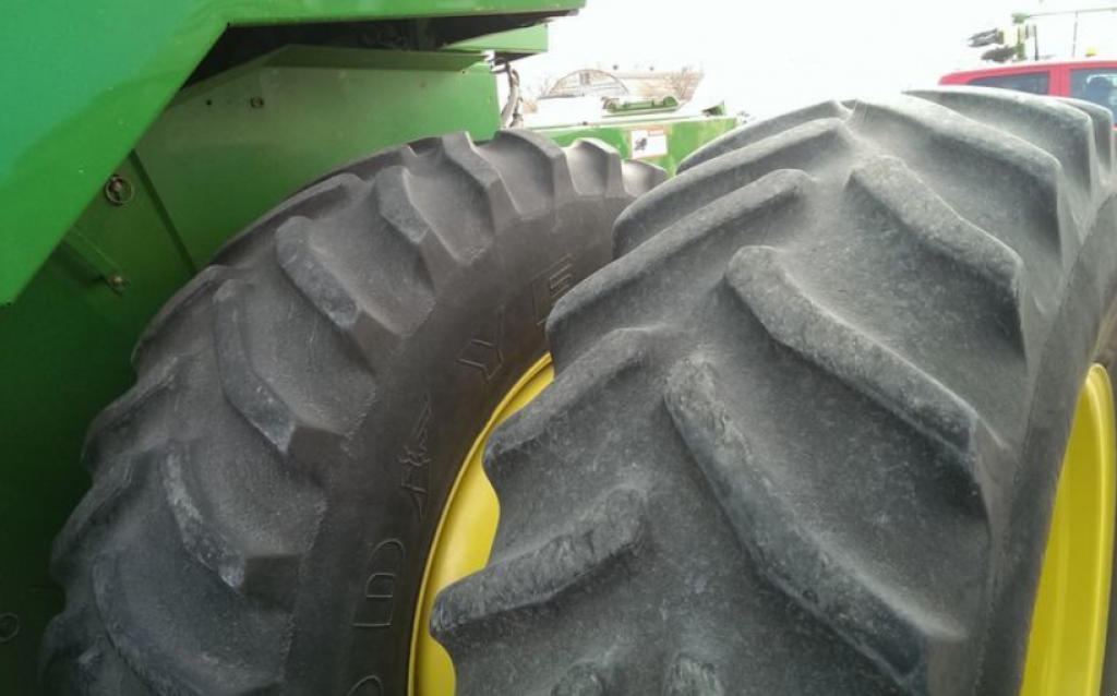 Oldtimer-Mähdrescher typu John Deere 9600, Neumaschine v Кіровоград (Obrázek 4)