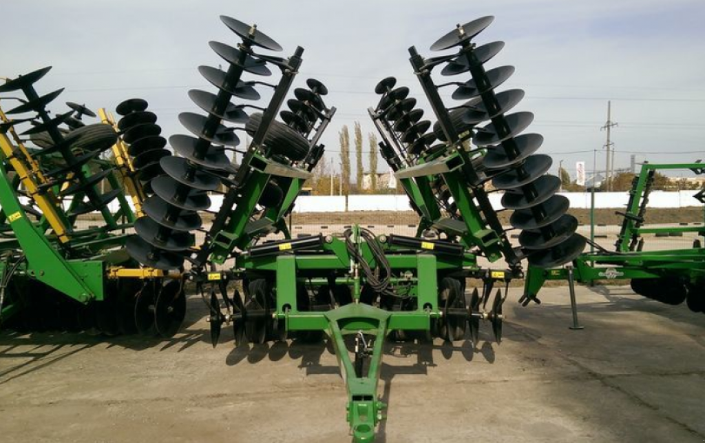 Wiesenegge typu John Deere 630,  v Кіровоград (Obrázek 1)