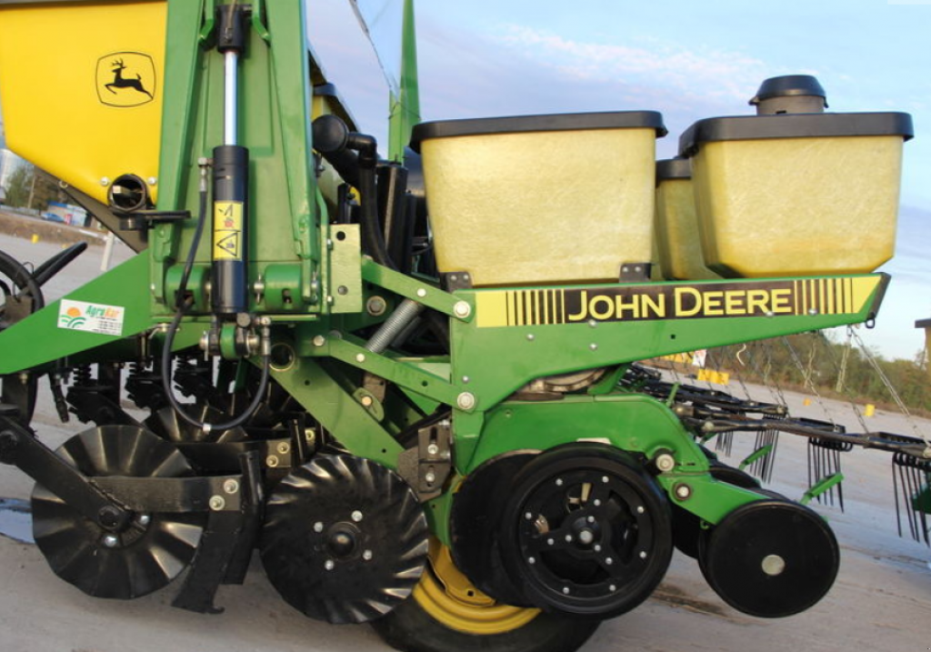 Gareeggenfelder typu John Deere 7000/12,  v Кіровоград (Obrázek 4)