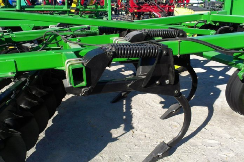 Spatenpflug typu John Deere 510,  v Кіровоград (Obrázek 2)