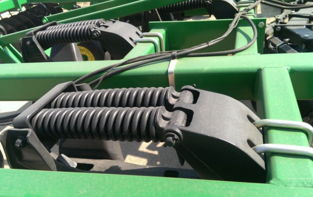 Spatenpflug of the type John Deere 510,  in Кіровоград (Picture 3)