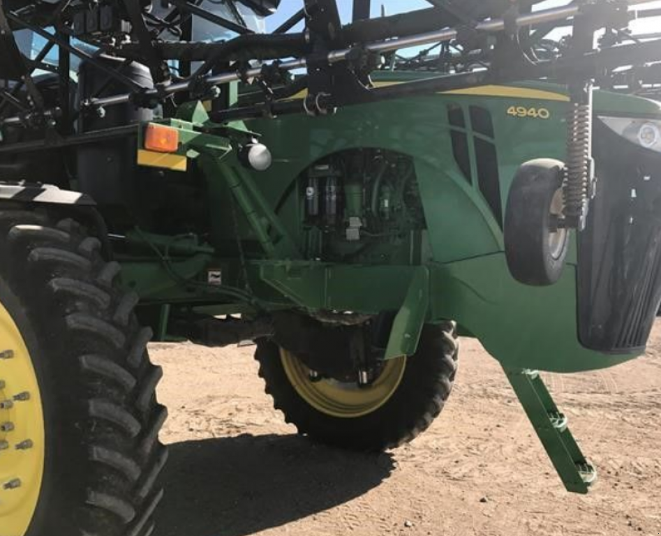 Selbstfahrspritze of the type John Deere 4940,  in Кіровоград (Picture 7)