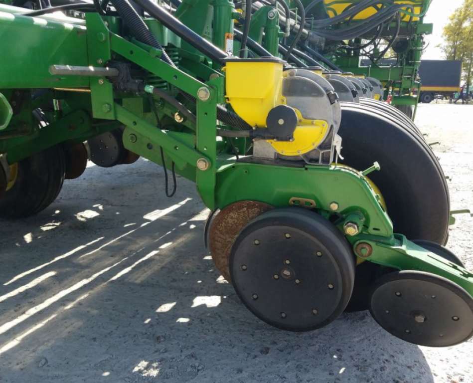 Gareeggenfelder typu John Deere 1770NT,  v Кіровоград (Obrázek 3)