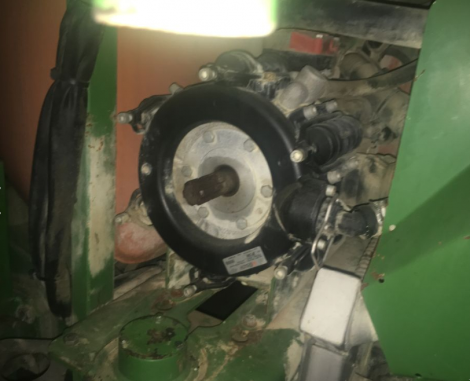 Weinbauspritze del tipo Amazone UG 3000,  In Теплик (Immagine 8)