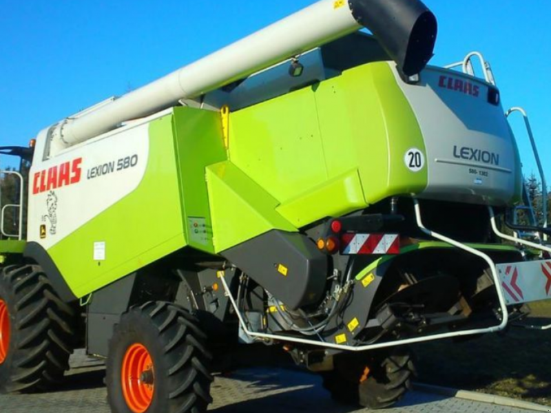Oldtimer-Mähdrescher des Typs CLAAS Lexion 580, Neumaschine in Чортків (Bild 1)