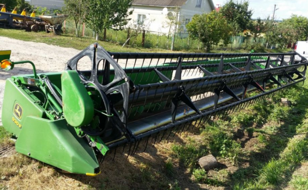 Schneidwerk of the type John Deere 930F,  in Чортків (Picture 8)