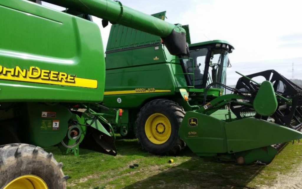 Oldtimer-Mähdrescher del tipo John Deere 9880i STS, Neumaschine In Чортків (Immagine 3)