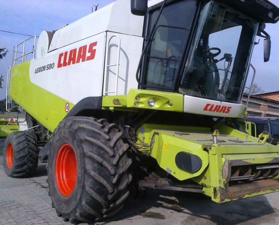 Oldtimer-Mähdrescher del tipo CLAAS Lexion 580, Neumaschine In Чортків (Immagine 1)