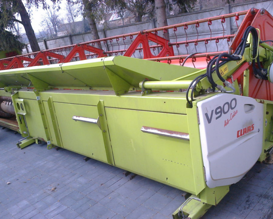 Oldtimer-Mähdrescher del tipo CLAAS Lexion 580, Neumaschine In Чортків (Immagine 6)