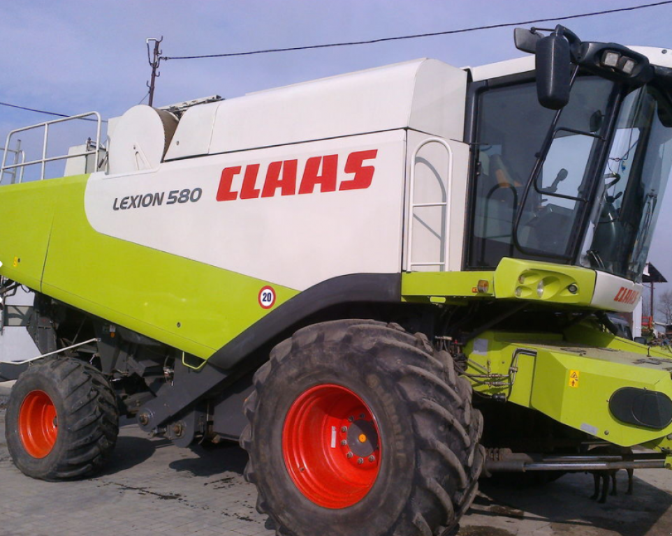 Oldtimer-Mähdrescher del tipo CLAAS Lexion 580, Neumaschine In Чортків (Immagine 2)