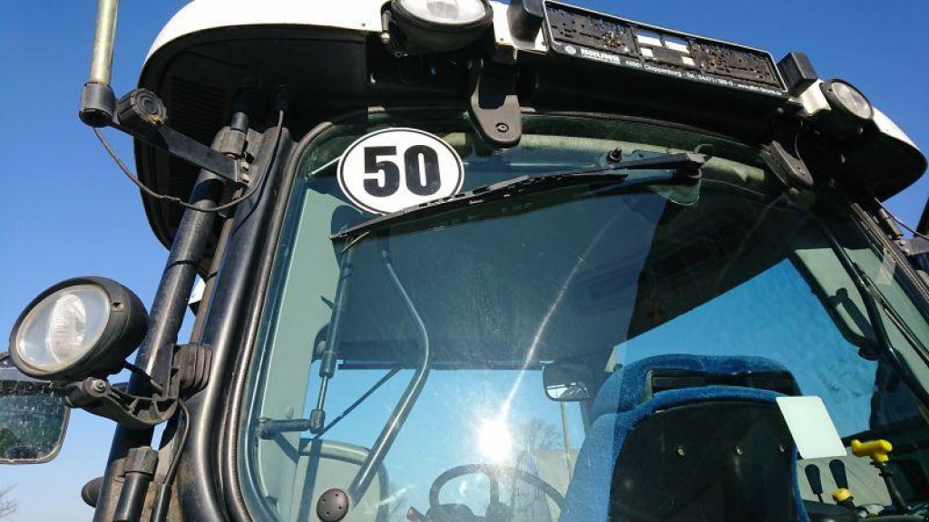 Oldtimer-Traktor tipa New Holland T7.250, Neumaschine u Полтава (Slika 3)