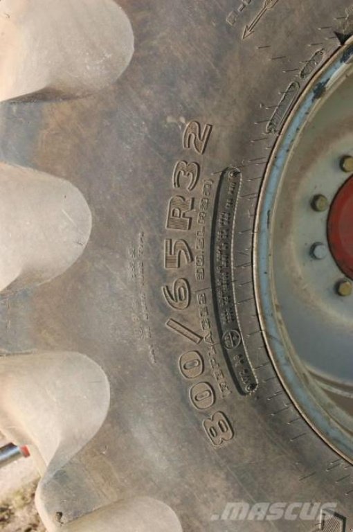 Oldtimer-Mähdrescher des Typs Case IH 2388, Neumaschine in Полтава (Bild 11)