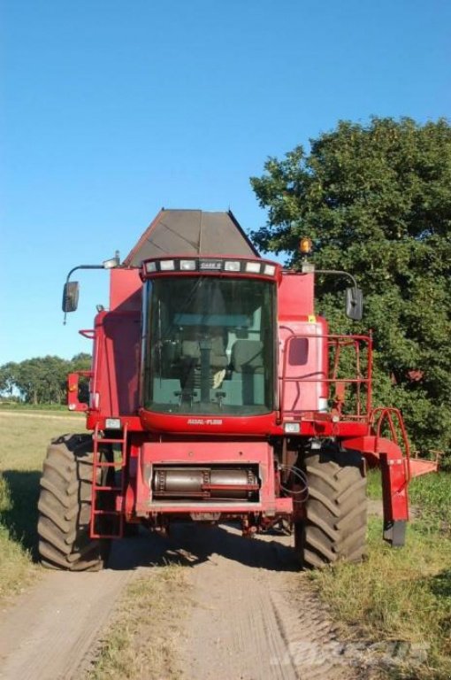 Oldtimer-Mähdrescher des Typs Case IH 2388, Neumaschine in Полтава (Bild 13)