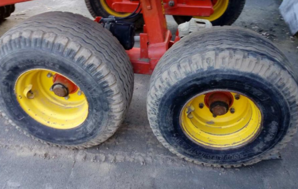 Wiesenegge typu Väderstad Carrier 650,  v Київ (Obrázek 8)