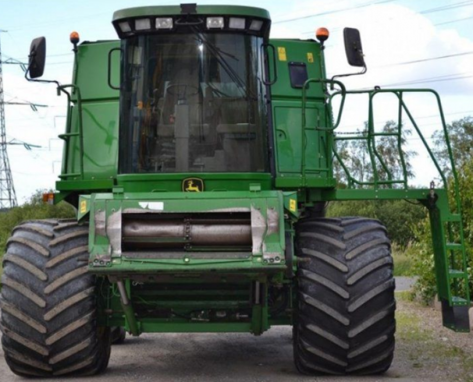 Oldtimer-Mähdrescher του τύπου John Deere 9880 STS, Neumaschine σε Київ (Φωτογραφία 3)