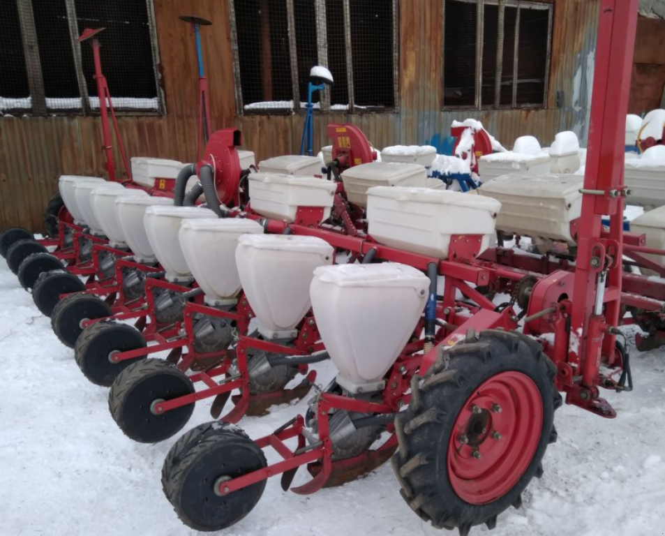 Gareeggenfelder типа CHERVONA ZIRKA УПС-8,  в Василівка (Фотография 1)