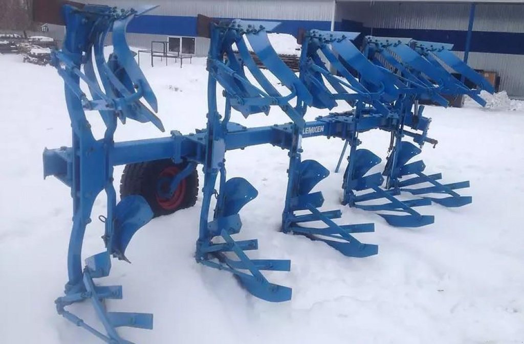 Scheibenpflug typu Lemken EuroOpal 7,  v Перея́слав-Хмельни́цький (Obrázek 5)