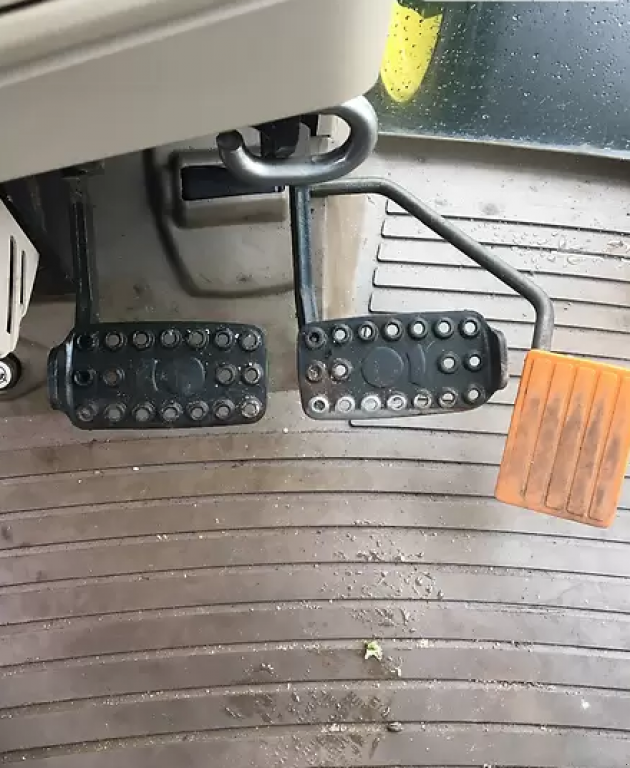 Oldtimer-Traktor a típus John Deere 6830, Neumaschine ekkor: Луцьк (Kép 8)