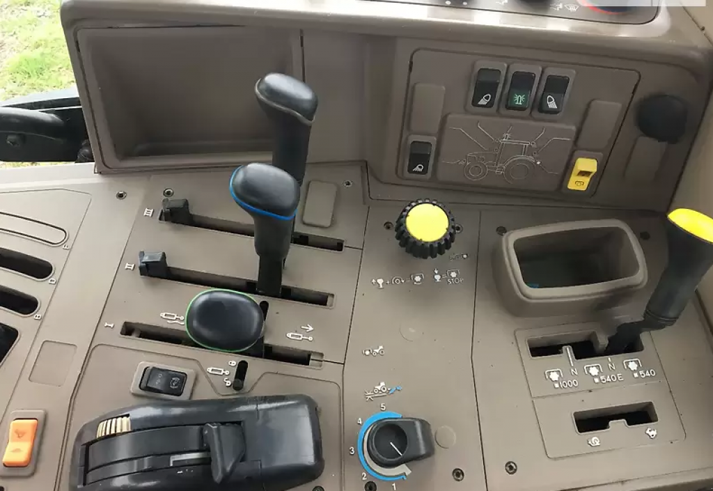 Oldtimer-Traktor a típus John Deere 6830, Neumaschine ekkor: Луцьк (Kép 5)