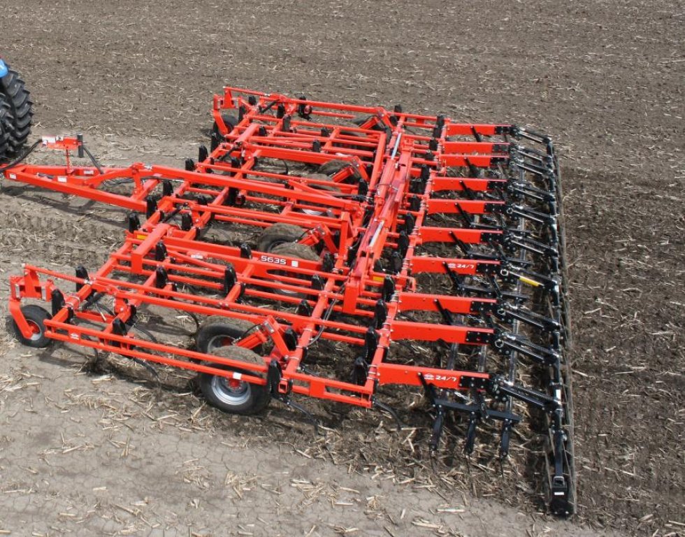 Kartoffelpflegetechnik typu Nordsten Krause 5635-36,  v Чабани (Obrázek 1)