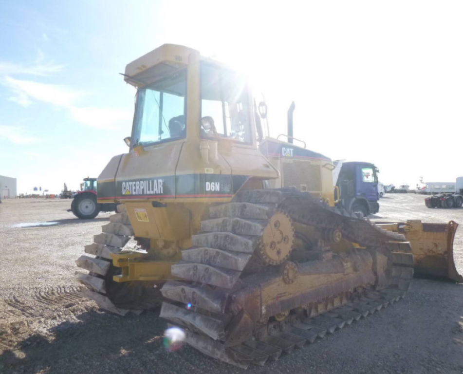 Raupentraktor typu Caterpillar D 6N LGP,  v Київ (Obrázek 2)