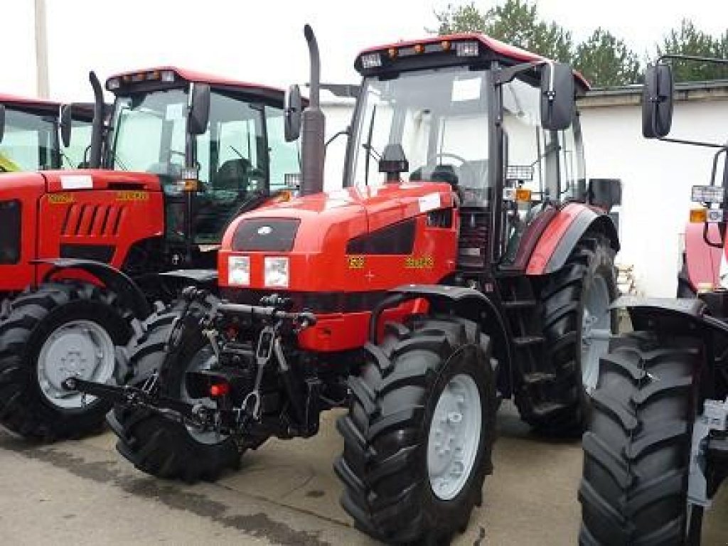 Oldtimer-Traktor typu Belarus Беларус-1523, Neumaschine v Житомир (Obrázek 1)