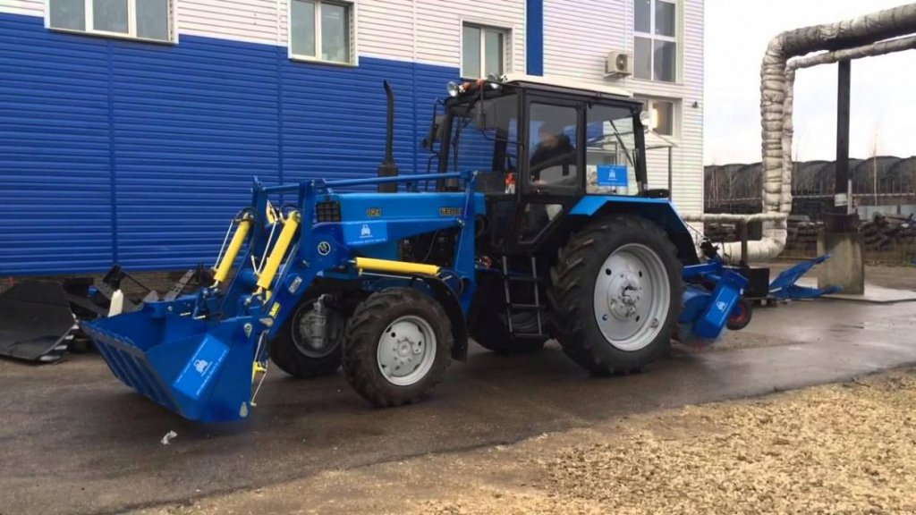 Oldtimer-Traktor typu Belarus Беларус-892, Neumaschine v Житомир (Obrázek 3)