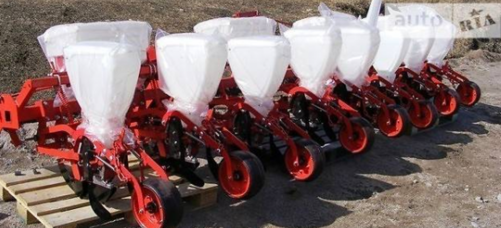 Direktsaatmaschine Türe ait CHERVONA ZIRKA СУПН-6,  içinde Дніпропетровськ (resim 1)