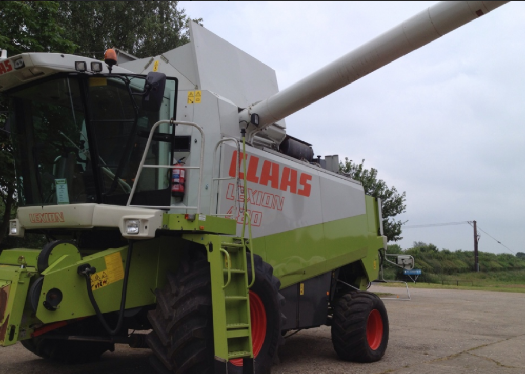 Oldtimer-Mähdrescher typu CLAAS Lexion 480, Neumaschine v Здолбунів (Obrázek 1)