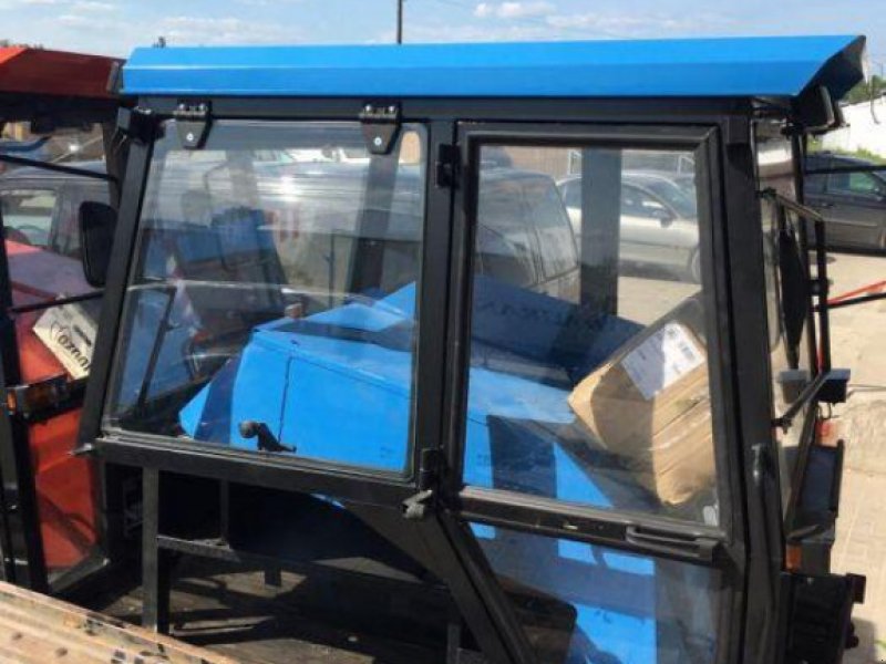 Oldtimer-Traktor del tipo Belarus Беларус-80, Neumaschine In Не обрано (Immagine 1)