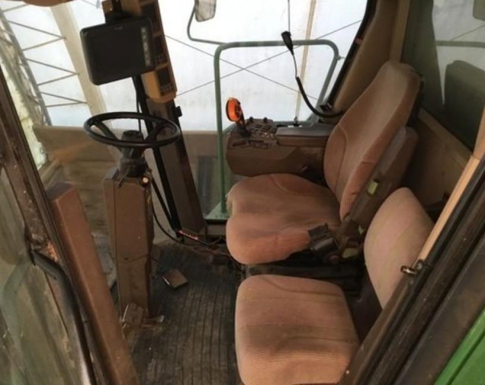 Oldtimer-Mähdrescher typu John Deere 9660 STS,  v Київ (Obrázek 9)