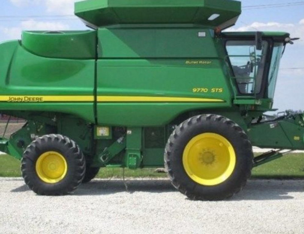 Oldtimer-Mähdrescher typu John Deere 9770 STS, Neumaschine v Київ (Obrázek 8)