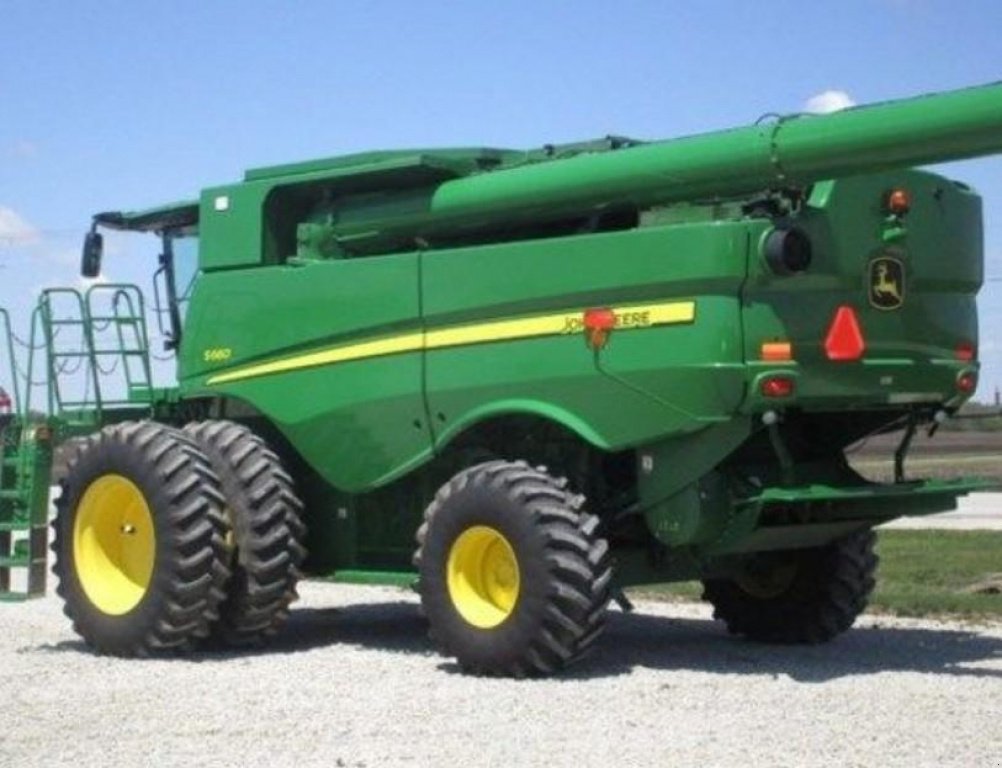Oldtimer-Mähdrescher typu John Deere S660, Neumaschine v Київ (Obrázek 10)
