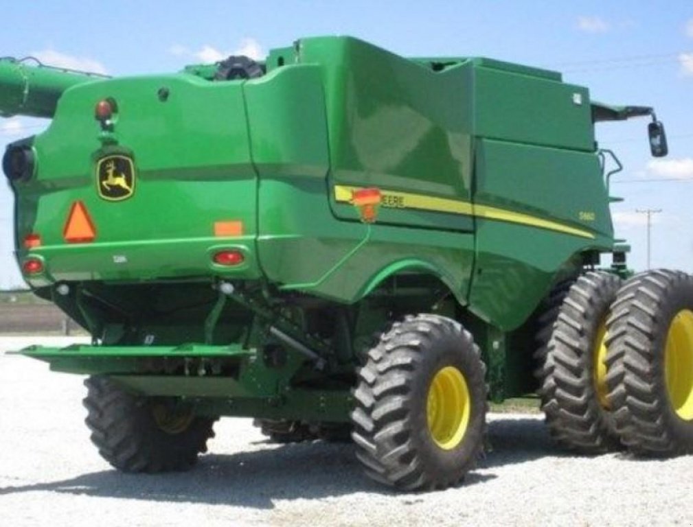 Oldtimer-Mähdrescher typu John Deere S660, Neumaschine v Київ (Obrázek 3)