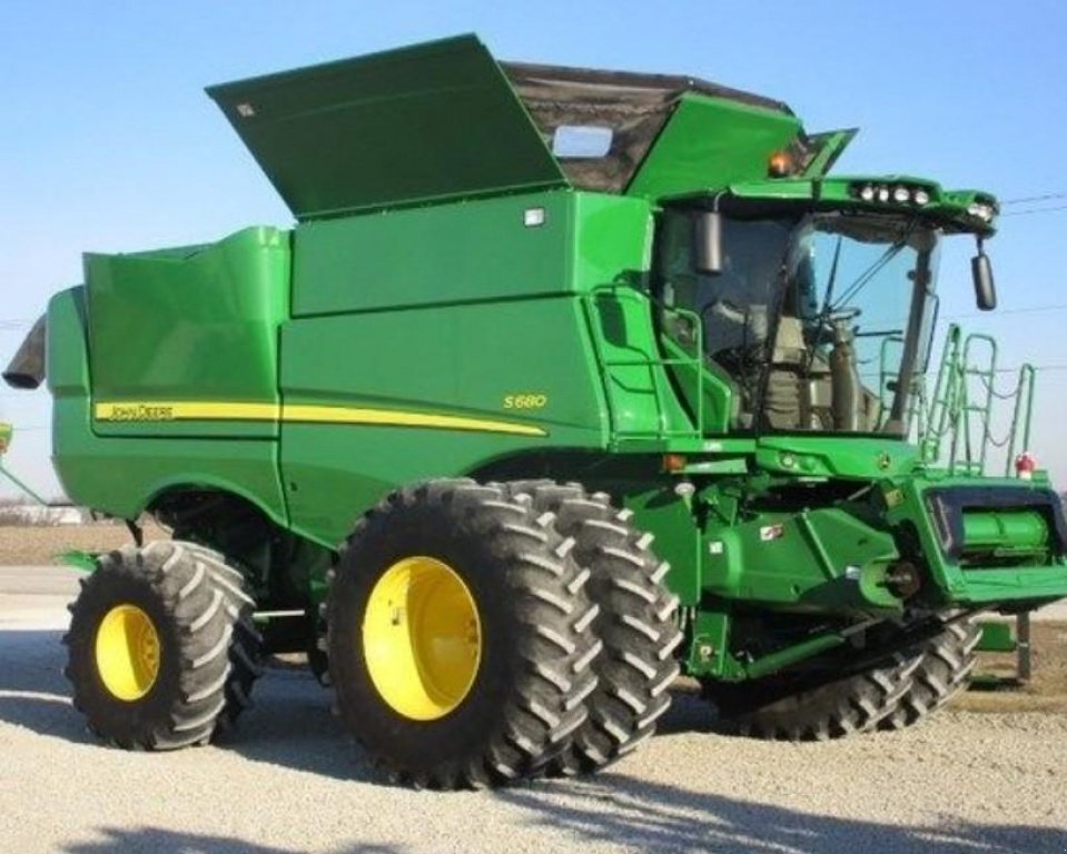 Oldtimer-Mähdrescher del tipo John Deere S680, Neumaschine In Київ (Immagine 3)