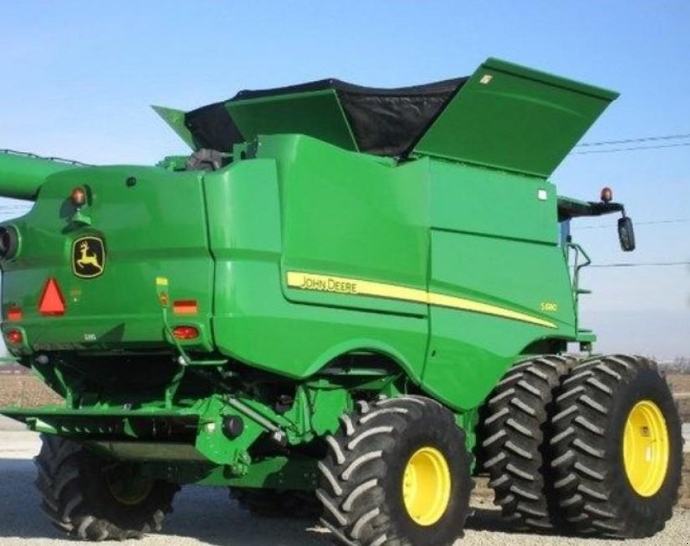 Oldtimer-Mähdrescher del tipo John Deere S680, Neumaschine In Київ (Immagine 7)