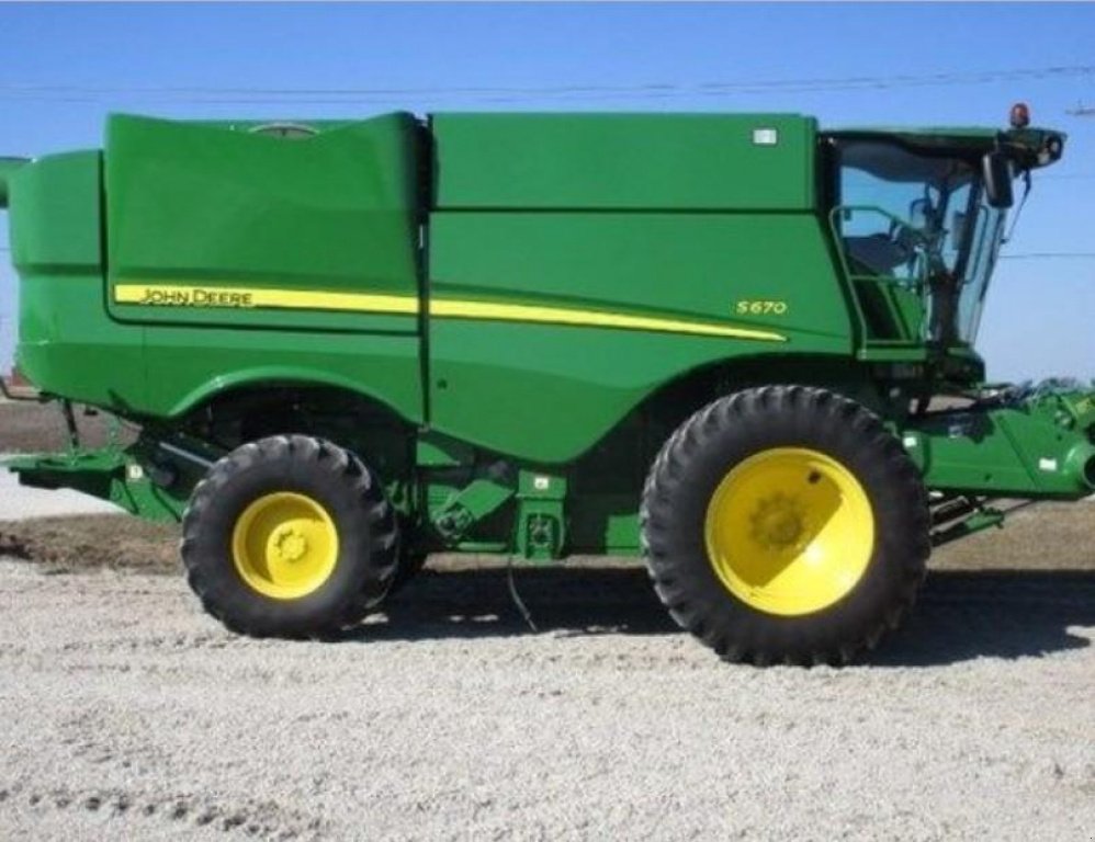 Oldtimer-Mähdrescher typu John Deere S670, Neumaschine v Київ (Obrázek 4)