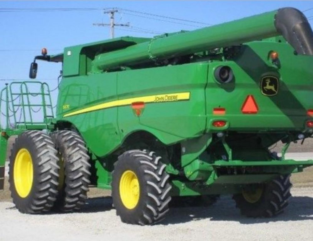 Oldtimer-Mähdrescher typu John Deere S670, Neumaschine v Київ (Obrázek 3)